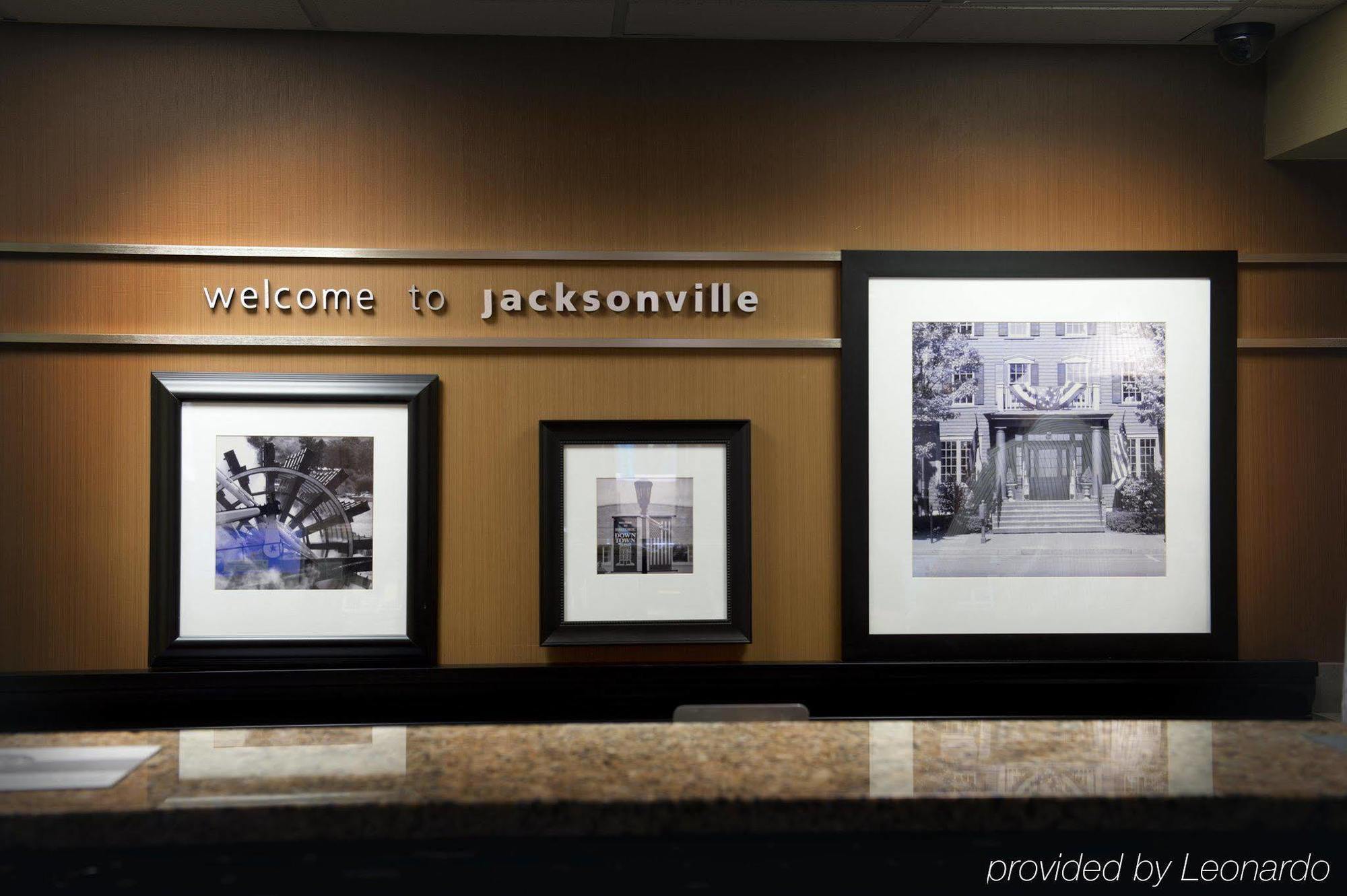 Hampton Inn Jacksonville - I-95 Central Interior photo