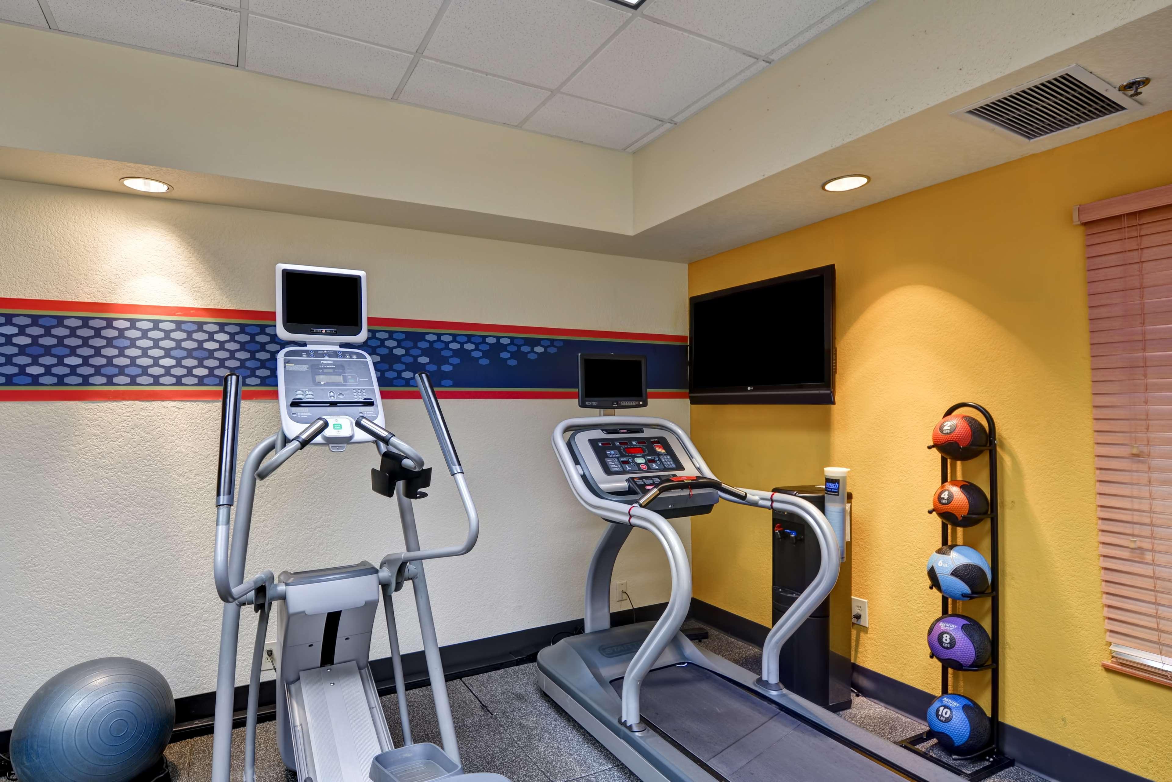 Hampton Inn Jacksonville - I-95 Central Exterior photo